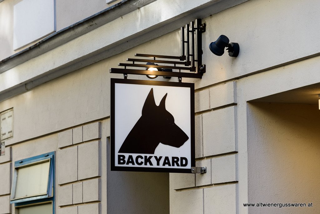 Backyard Club Vienna